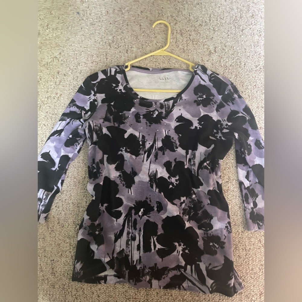 Nicole Miller Heathered Gray Top